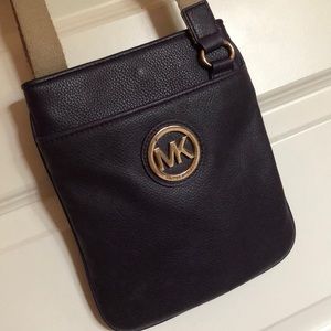 Adjustable Michael Kors Crossbody Eggplant